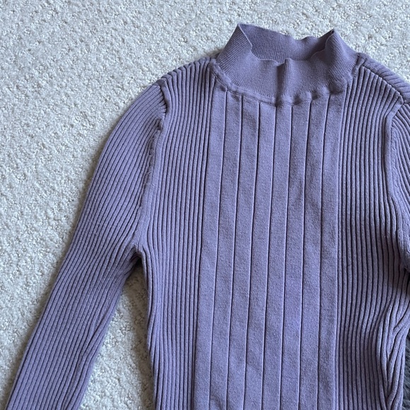 WHBM Lavender Ribbed 3/4 Sleeve Sweater Shirt - Picture 3 of 10